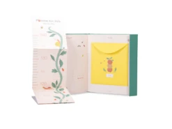 Moulin Roty 675085 - Livre De Naissance Pomme Des Bois (80 Pages) -Moulin Roty moulin roty 675085 livre de naissance pomme des bois 80 pages jouets d eveil 1600 2